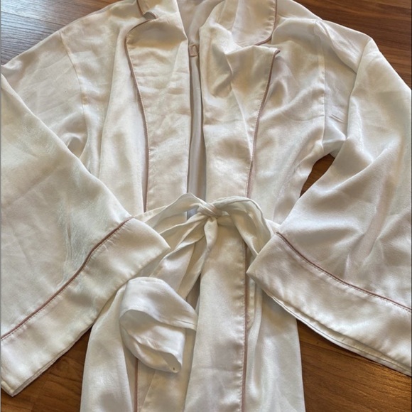 ❗️SOLD❗️Bride Bundle - Picture 5 of 14